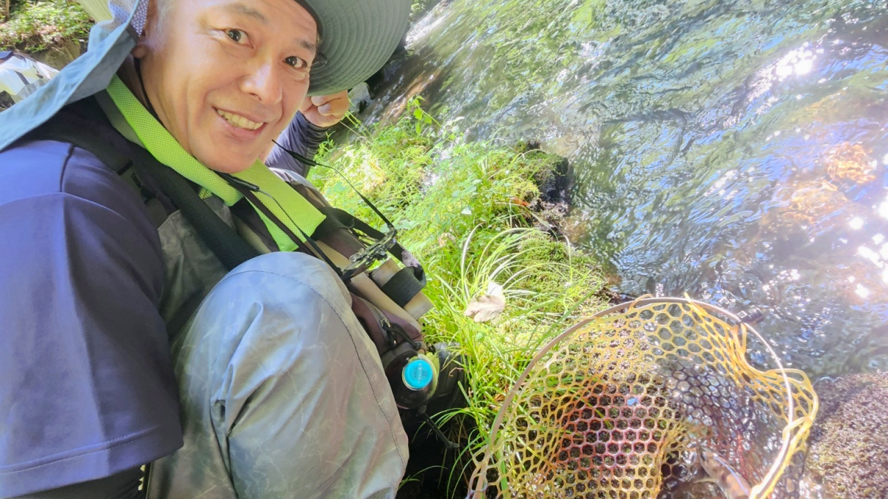 大自然の中で初心者でも楽しめる!ヤマメ釣りならまかせろ！